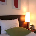 Luxor Penzión pre hostí