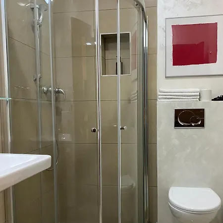 Luxor בית הארחה 3*