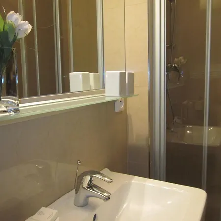 Luxor Pensionat 3*