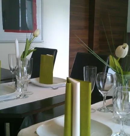 卢克索旅馆 特尔纳瓦