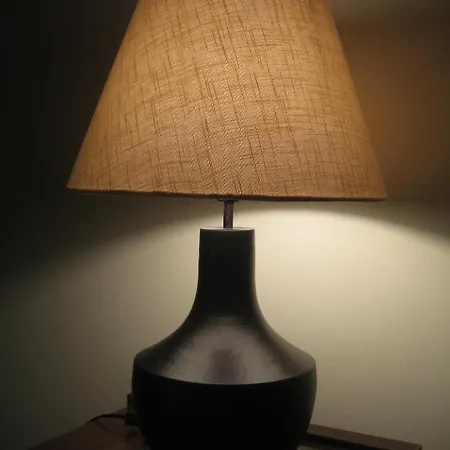 卢克索旅馆 招待所 特尔纳瓦